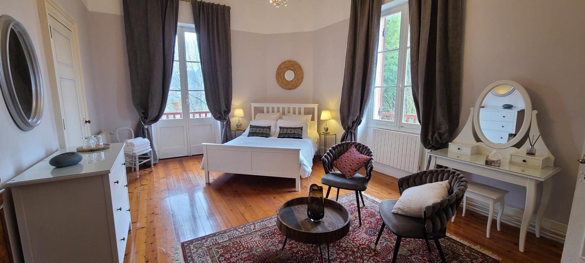 洛特河畔的维伦纽夫Le Manoir Du Moulin De Madame住宿加早餐旅馆 外观 照片
