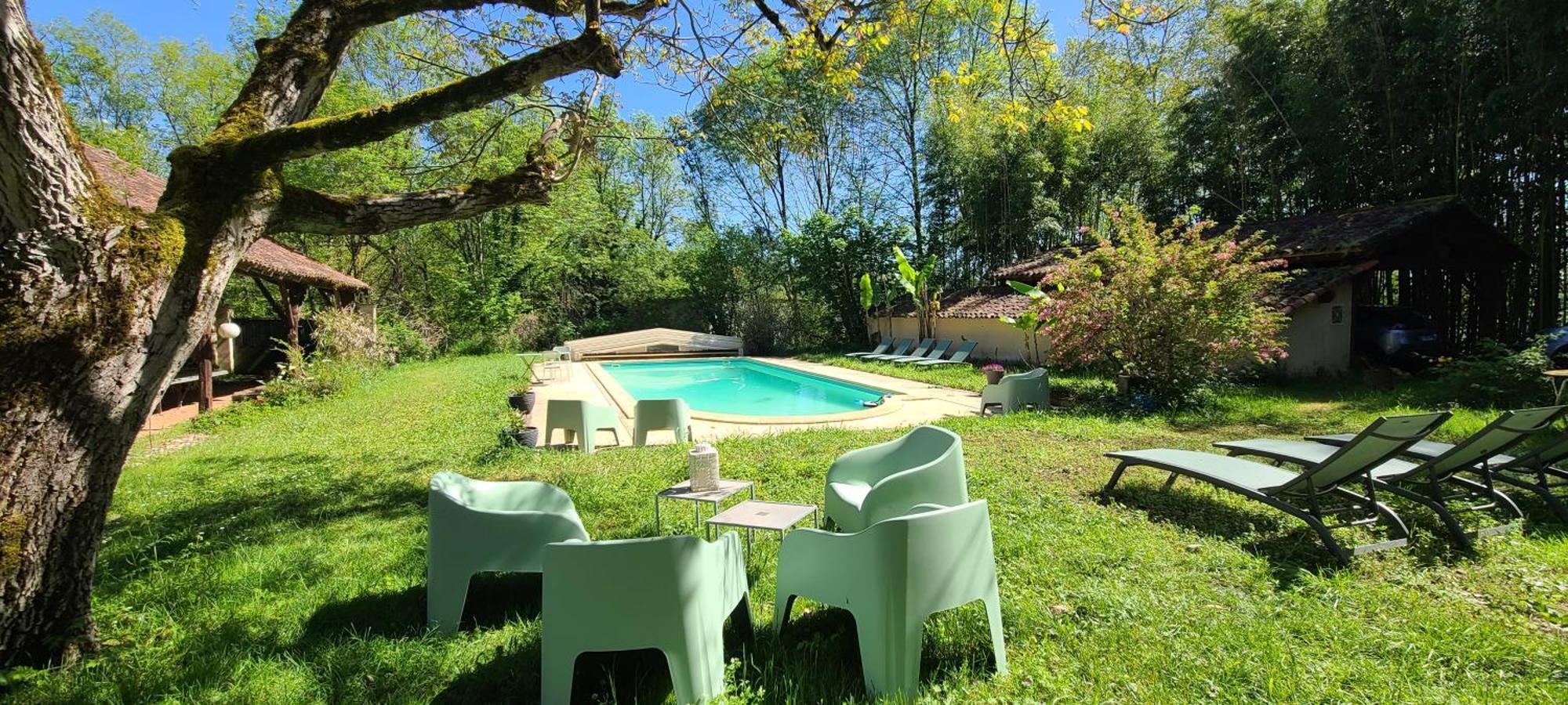 洛特河畔的维伦纽夫Le Manoir Du Moulin De Madame住宿加早餐旅馆 外观 照片