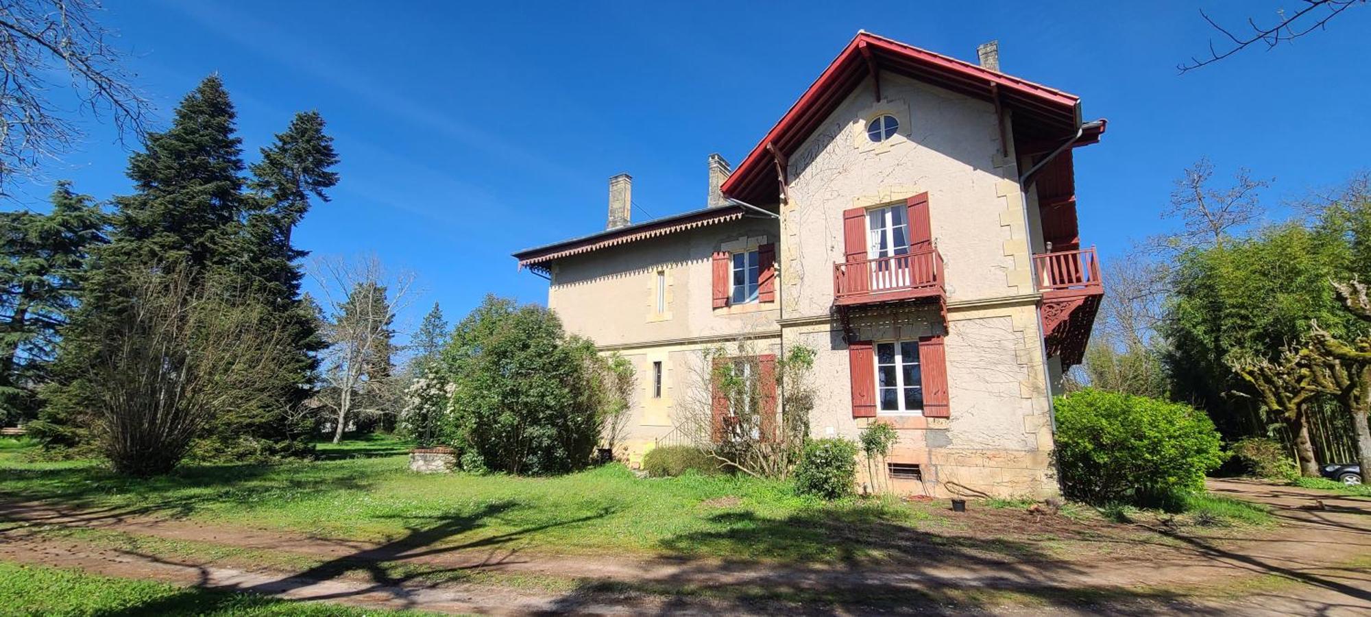 洛特河畔的维伦纽夫Le Manoir Du Moulin De Madame住宿加早餐旅馆 外观 照片