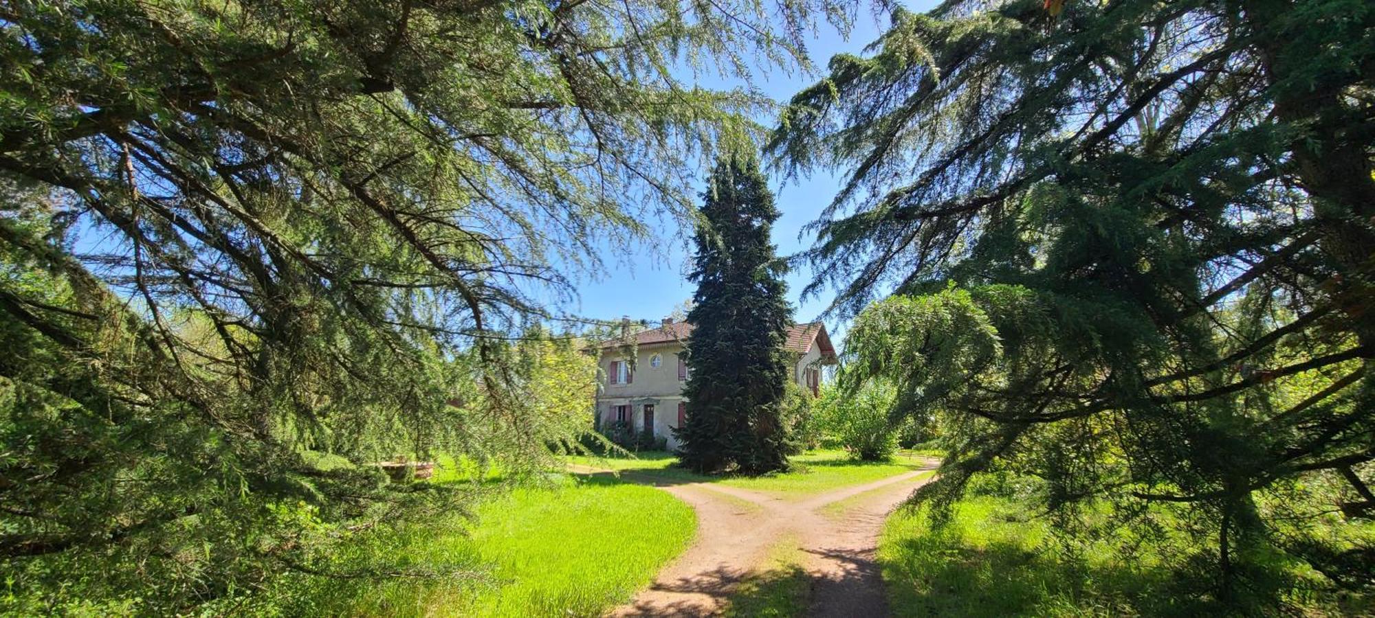 洛特河畔的维伦纽夫Le Manoir Du Moulin De Madame住宿加早餐旅馆 外观 照片